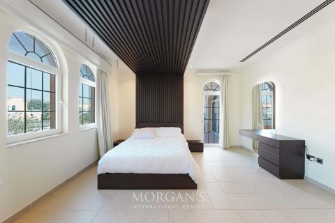 Vilë në Jumeirah Park, Dubai, Emiratet e Bashkuara Arabe 5 dhoma gjumi, 871.5 m2. № 591016 - Foto 42