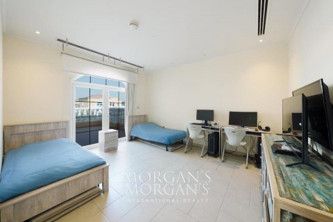 Vilë në Jumeirah Park, Dubai, Emiratet e Bashkuara Arabe 5 dhoma gjumi, 871.5 m2. № 591016 - Foto 13