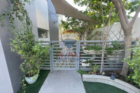 Rumah bandar di Dubai, UAE 4 bilik tidur, 328.5 meter persegi № 590762 - foto 25