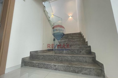 Rumah bandar di Dubai, UAE 4 bilik tidur, 328.5 meter persegi № 590762 - foto 12
