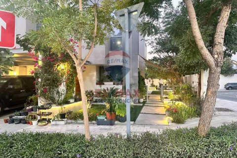 Rumah bandar di Dubai, UAE 4 bilik tidur, 328.5 meter persegi № 590762 - foto 30