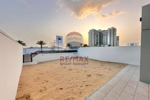 Řadový dům v Al Furjan, Dubai, SAE 3 ložnice, 254.9 m² Č.: 590760 - fotografie 6