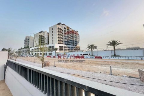 Řadový dům v Al Furjan, Dubai, SAE 3 ložnice, 254.9 m² Č.: 590760 - fotografie 7