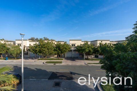 Vilë në Jumeirah Park, Dubai, Emiratet e Bashkuara Arabe 4 dhoma gjumi, 325 m2. № 586138 - Foto 21