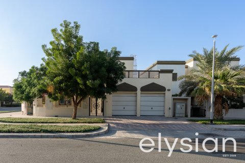 Vilë në Jumeirah Park, Dubai, Emiratet e Bashkuara Arabe 4 dhoma gjumi, 325 m2. № 586138 - Foto 28
