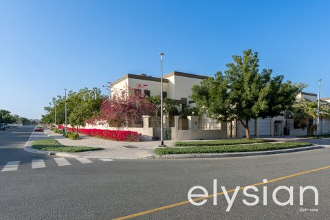 Vilë në Jumeirah Park, Dubai, Emiratet e Bashkuara Arabe 4 dhoma gjumi, 325 m2. № 586138 - Foto 29