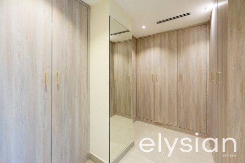 Vilë në Jumeirah Park, Dubai, Emiratet e Bashkuara Arabe 4 dhoma gjumi, 325 m2. № 586138 - Foto 11
