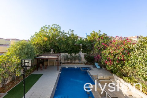 Vilë në Jumeirah Park, Dubai, Emiratet e Bashkuara Arabe 4 dhoma gjumi, 325 m2. № 586138 - Foto 25