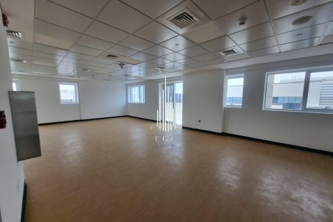 Снять в аренду квартиру в Al Raha Beach, Абу-Даби, ОАЭ 3 спальни, 190.8м2, № 478349 - фото 20