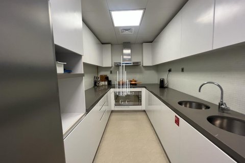 Apartament do wynajęcia w Corniche Road, Abu Dhabi, ZEA 3 sypialnie, 169 mkw., nr 507029 - zdjęcie 12