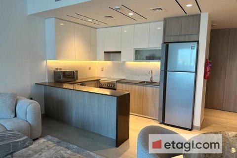 Huoneisto Jumeirah Lake Towers, Dubai, Arabiemiraatit 57.6 m2 № 585739 - kuva 5