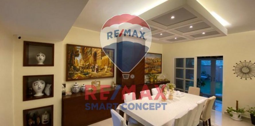 Таунхаус Al Reef, Абу-Даби, БАӘ-да 5 жатын бөлмелер, 348.3 м² № 451854