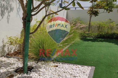Таунхаус Al Reef, Абу-Даби, БАӘ-да 5 жатын бөлмелер, 348.3 м² № 451854 - фото 10