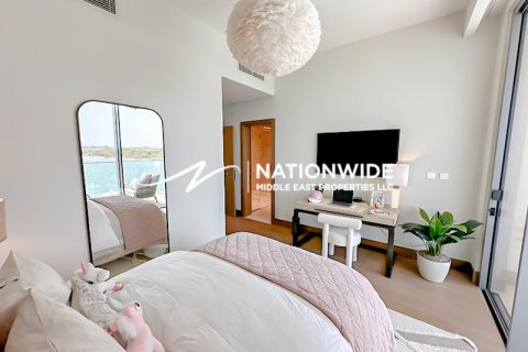 Villa til salgs i Abu Dhabi, Emiratene 3 soverom, 279 kvm Nr. 595636 - Foto 8