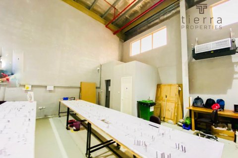 Bodega sa Al Quoz, Dubai, UAE 306.6 sq.m. № 456881 - larawan 6