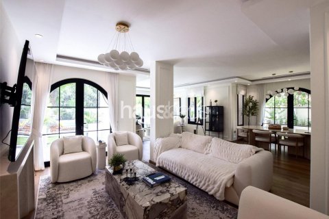 Villa til salgs i The Lakes, Dubai, Emiratene 3 soverom, 244 kvm Nr. 625332 - Foto 8