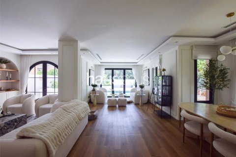 Villa til salgs i The Lakes, Dubai, Emiratene 3 soverom, 244 kvm Nr. 625332 - Foto 6