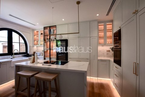Villa til salgs i The Lakes, Dubai, Emiratene 3 soverom, 244 kvm Nr. 625332 - Foto 12