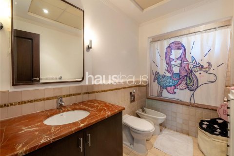 Villa till försäljning i Arabian Ranches, Dubai, UAE 7 sovrum, 690 kvm Nr. 625293 - fotografi 17