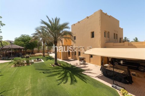 Villa till försäljning i Arabian Ranches, Dubai, UAE 7 sovrum, 690 kvm Nr. 625293 - fotografi 24