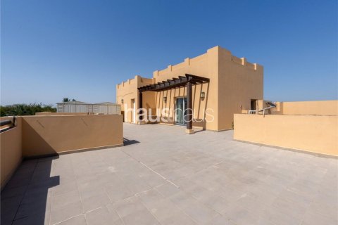Villa till försäljning i Arabian Ranches, Dubai, UAE 7 sovrum, 690 kvm Nr. 625293 - fotografi 20