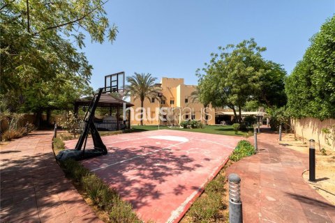 Villa i Arabian Ranches, Dubai, UAE 7 soveværelser, 690 kvm № 625293