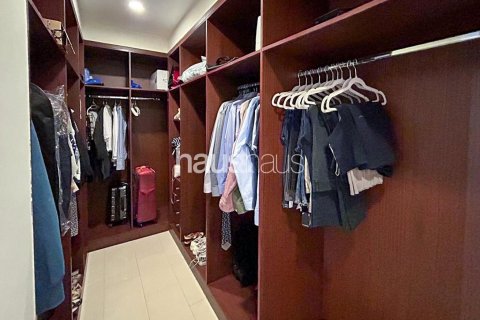 Villa en venta en Arabian Ranches, Dubai, EAU 5 dormitorios, 342 m2 № 625334 - foto 7