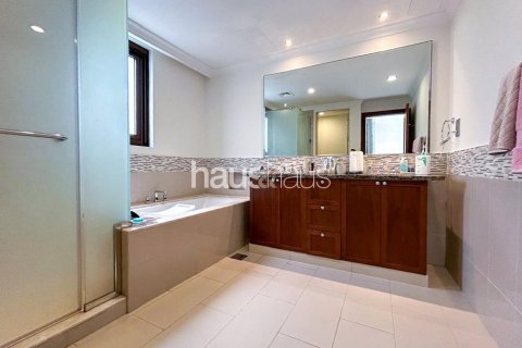 Villa en venta en Arabian Ranches, Dubai, EAU 5 dormitorios, 342 m2 № 625334 - foto 8