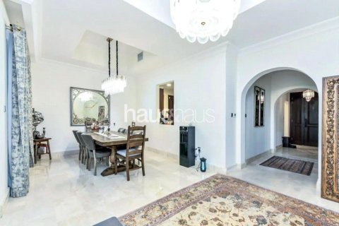 Villa en venta en Arabian Ranches, Dubai, EAU 5 dormitorios, 342 m2 № 625334 - foto 3