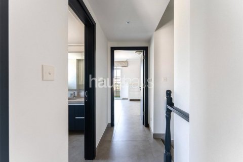 Rumah bandar di Arabian Ranches, Dubai, UAE 3 bilik tidur, 253 meter persegi № 625329 - foto 16
