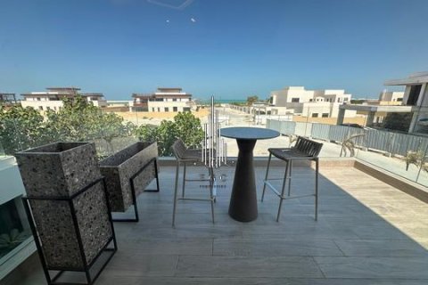 Villa te koop in Ghantoot, Abu Dhabi, VAE 3 slaapkamers, 299.6 vr.m., nr 577663 - foto 7