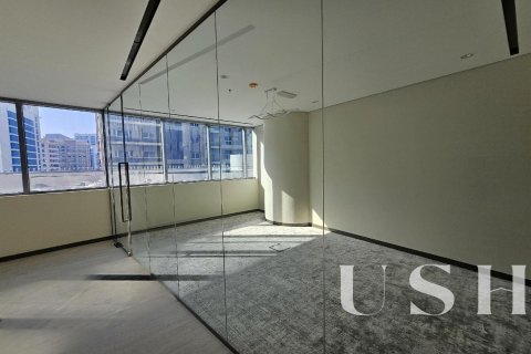 Office til salg i Barsha Heights (Tecom), Dubai, UAE 215 kvm № 620421 - foto 15