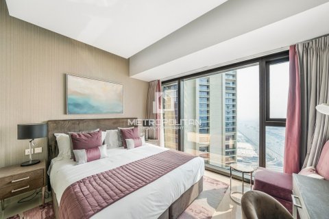 Huoneisto Business Bay, Dubai, Arabiemiraatit 3 makuuhuonetta, 158 m2 № 592499 - kuva 15