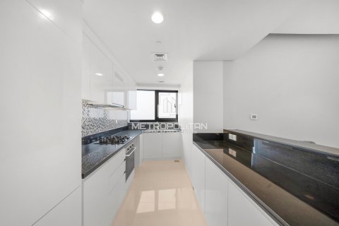 Huoneisto Business Bay, Dubai, Arabiemiraatit 3 makuuhuonetta, 158 m2 № 592499 - kuva 26
