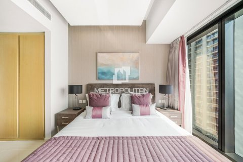 Huoneisto Business Bay, Dubai, Arabiemiraatit 3 makuuhuonetta, 158 m2 № 592499 - kuva 14
