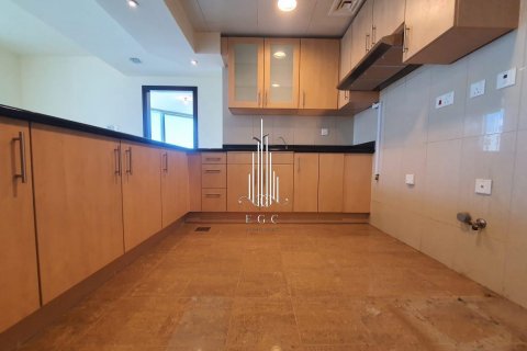 Lakás itt: Al Reem Island, Abu Dhabi, EAE, 3 hálószoba, 161.6 m², azonosító: 577671 - fénykép 3