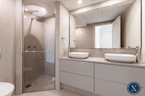 Apartament në Downtown Dubai (Downtown Burj Dubai), Emiratet e Bashkuara Arabe 3 dhoma gjumi, 157 m2. № 628096 - Foto 12