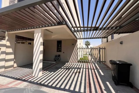 Villa a Dubai, EAU 3 camere da letto, 172 mq. № 616316