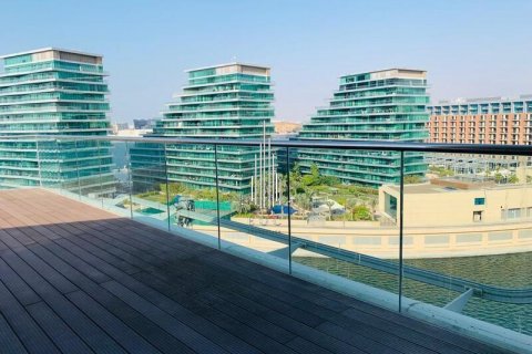 Penthouse në Al Raha Beach, Abu Dhabi, Emiratet e Bashkuara Arabe 2 dhoma gjumi, 302 m2. № 481744 - Foto 11