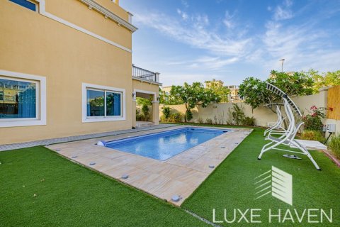 ویلا برای اجاره در Jumeirah Park، Dubai، امارات متحده عربی 4 خوابه ، 453.37 متر مربع ، شماره 392605 - تصویر 22