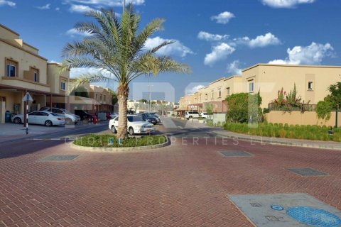 Huvila Al Reef, Abu Dhabi, Arabiemiraatit 4 makuuhuonetta, 265.5 m2 № 410677 - kuva 19