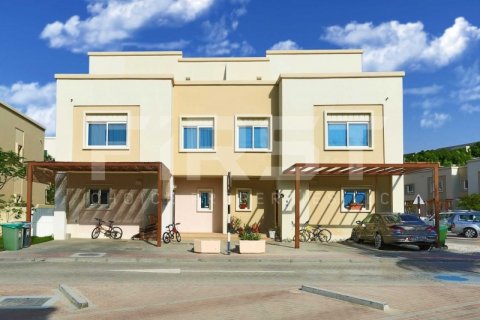 Huvila Al Reef, Abu Dhabi, Arabiemiraatit 4 makuuhuonetta, 265.5 m2 № 410677 - kuva 2