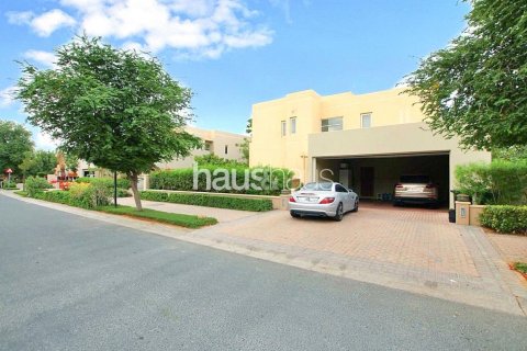 Villa itt: Arabian Ranches, Dubai, EAE, 5 hálószoba, 456 m², azonosító: 626762 - fénykép 2