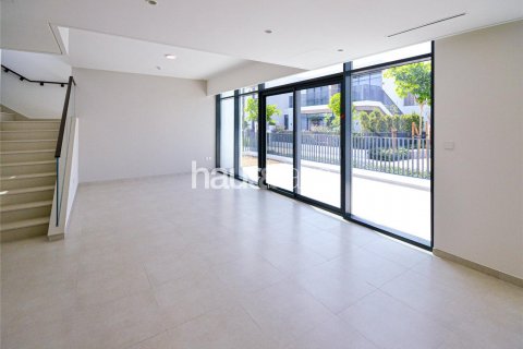 Villa en alquiler en Arabian Ranches 3, Dubai, EAU 4 dormitorios, 301 m2 № 626765 - foto 6