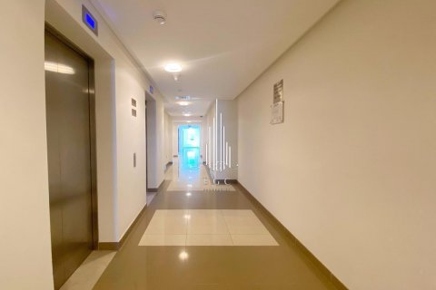 Apartamento en alquiler en The Marina, Abu Dhabi, EAU 2 dormitorios, 170.2 m2 № 482560 - foto 18