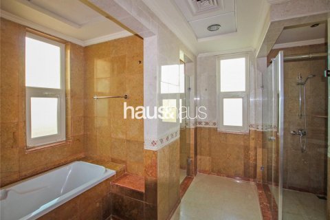Villa in vendita a Dubai Sports City, Dubai, EAU 6 camere da letto, 760 mq. № 625351 - foto 11