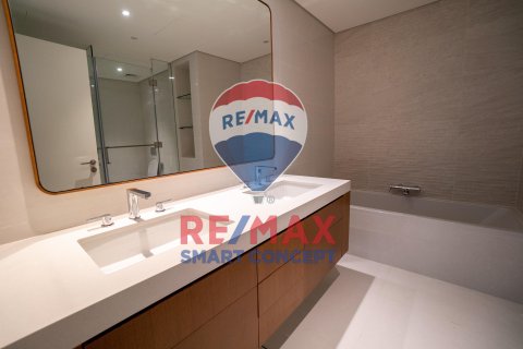 Huoneisto Saadiyat Island, Abu Dhabi, Arabiemiraatit 4 makuuhuonetta, 377.5 m2 № 439803 - kuva 9