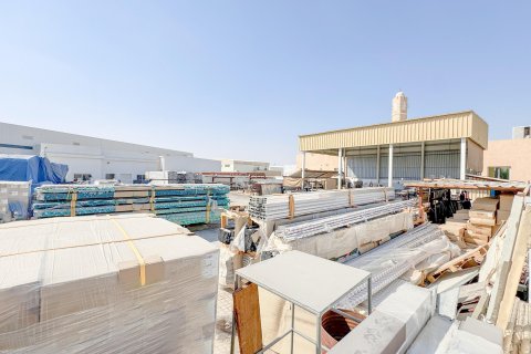 Föld itt: Al Quoz, Dubai, EAE, 2787.1 m², azonosító: 569339