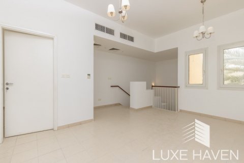 Vilă de închiriat în Meadows, Dubai, EAU 4 dormitoare, 374.31 mp.  №394081 - poză 8