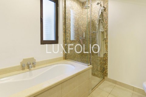 Apartment sa Old Town, Dubai, UAE 3 silid-tulugan, 164 sq.m. № 627423 - larawan 6